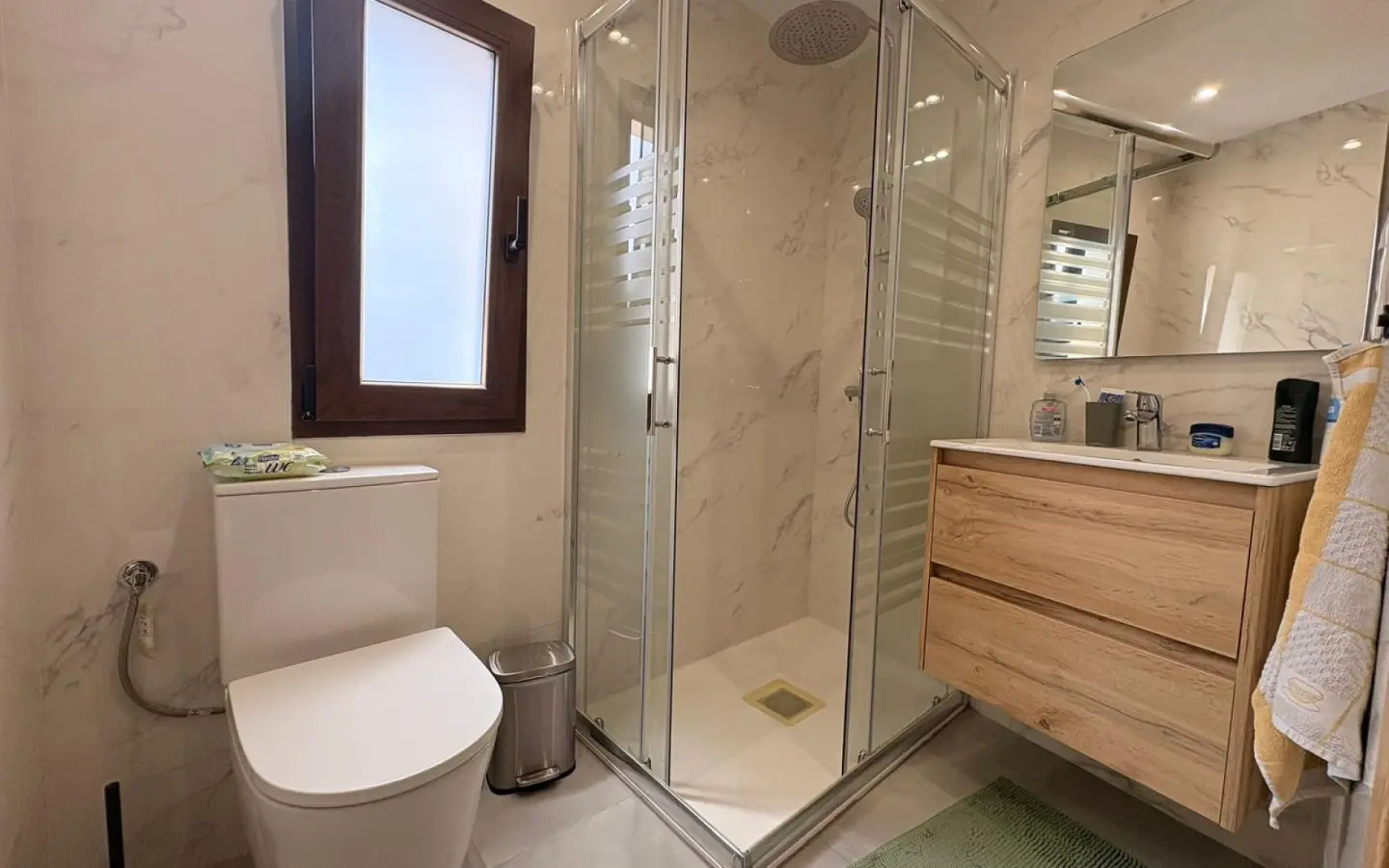 4-bedroom Townhouse In Biar, Spain (321 M²)