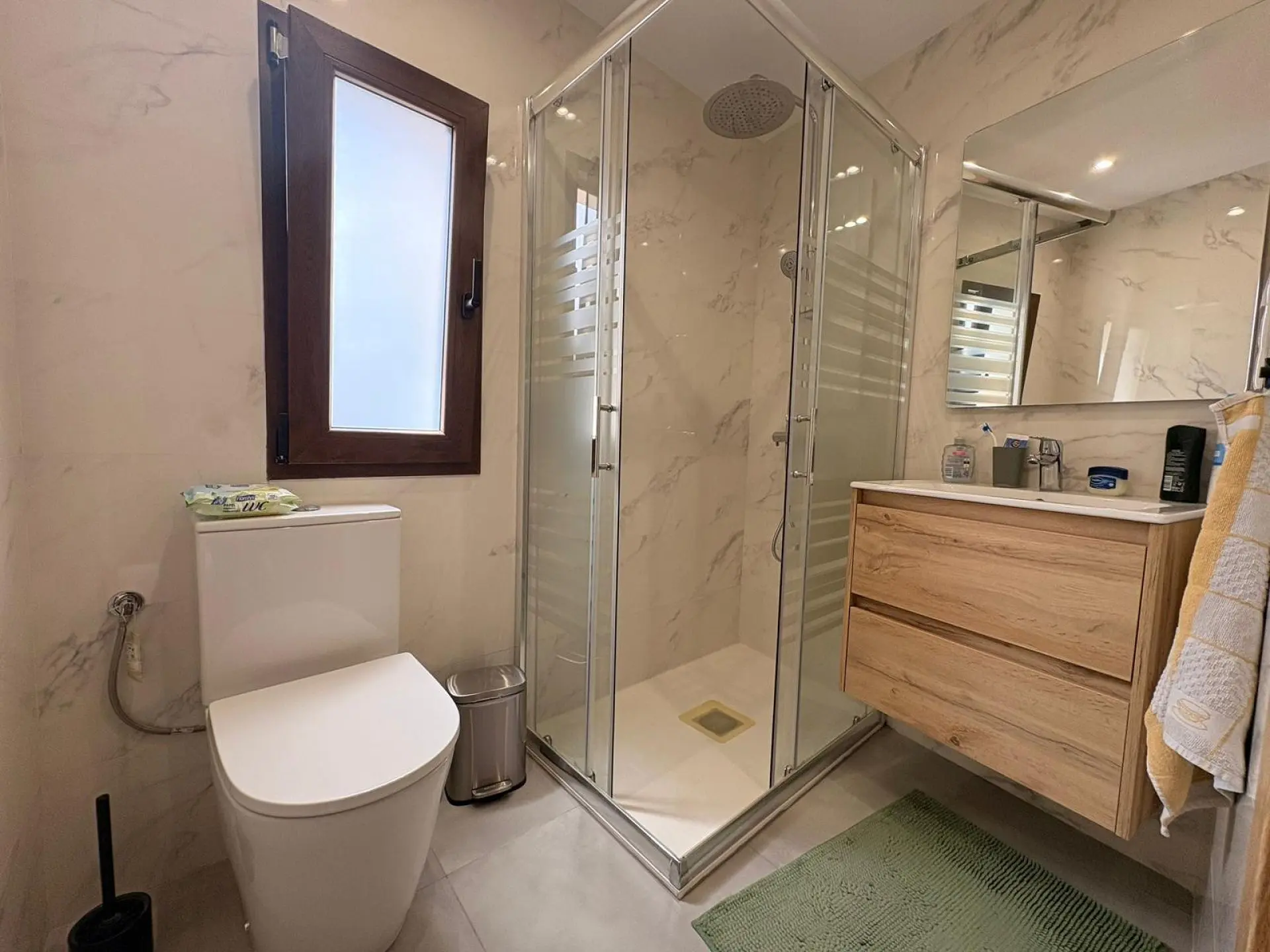 4-bedroom Townhouse In Biar, Spain (321 M²)