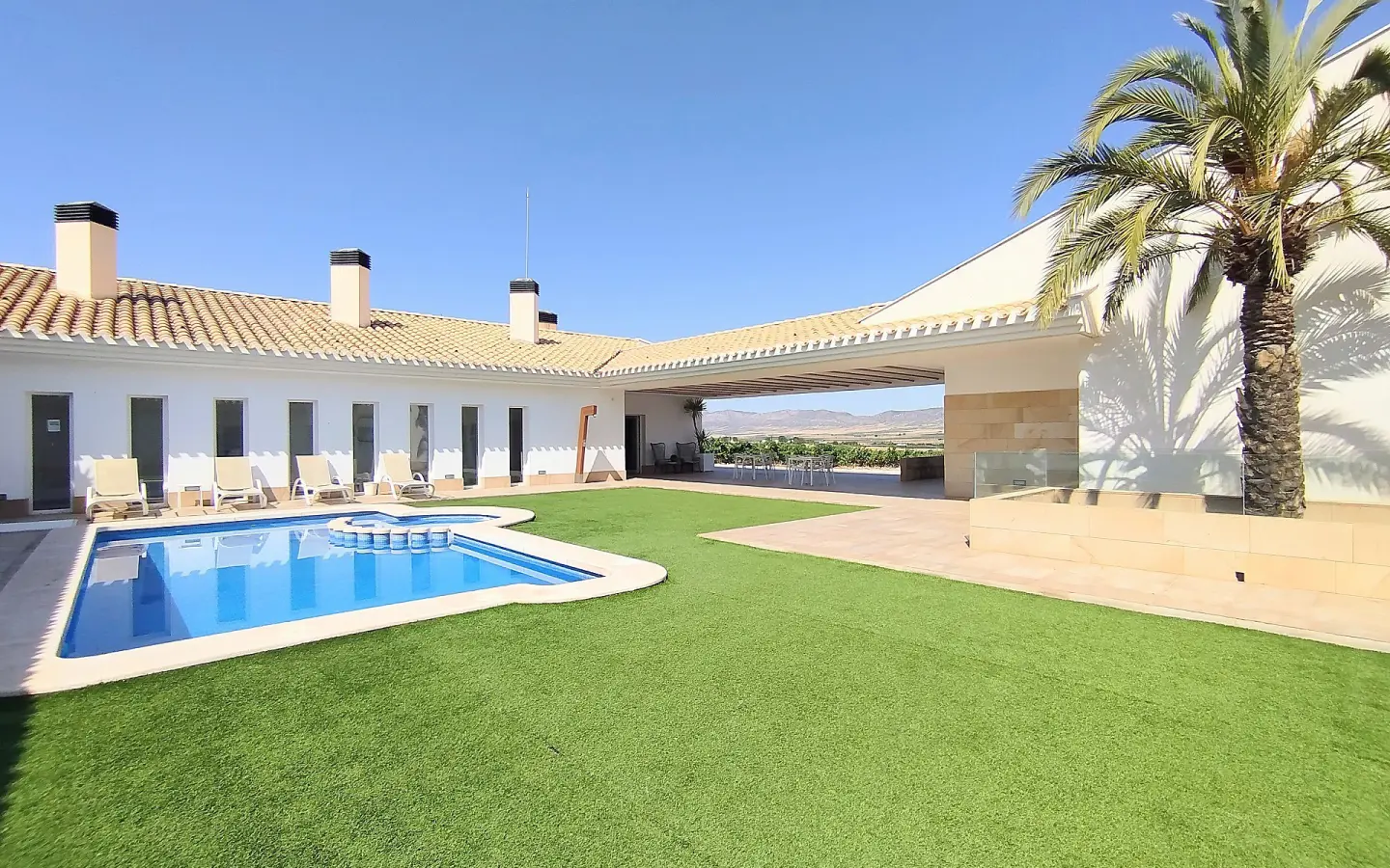 Country House Of 25000 M² In Yecla, Spain