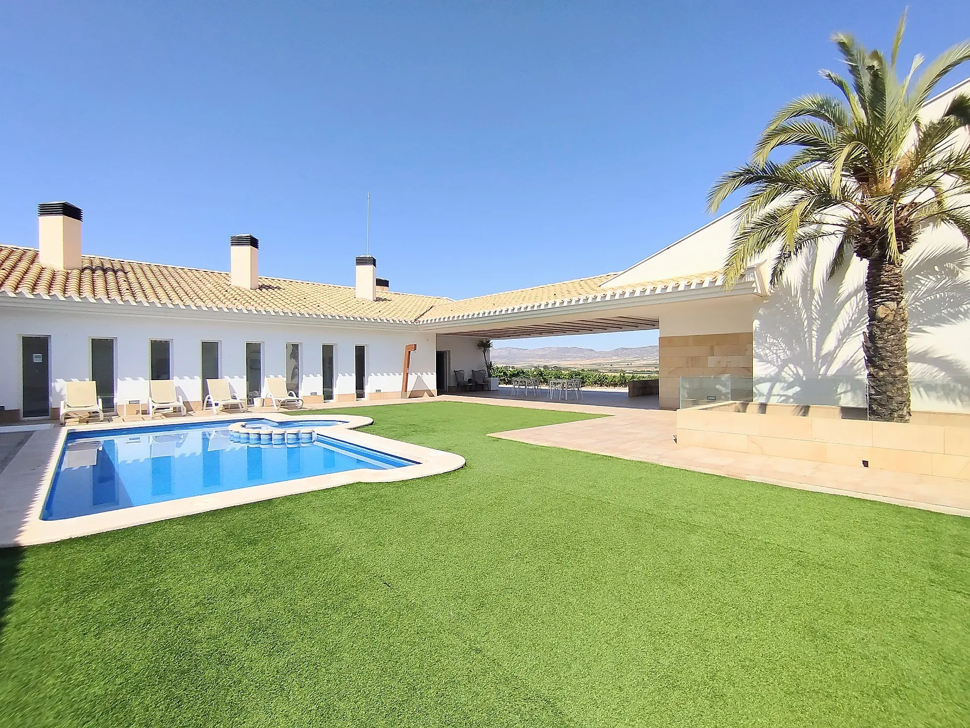 Country House Of 25000 M² In Yecla, Spain