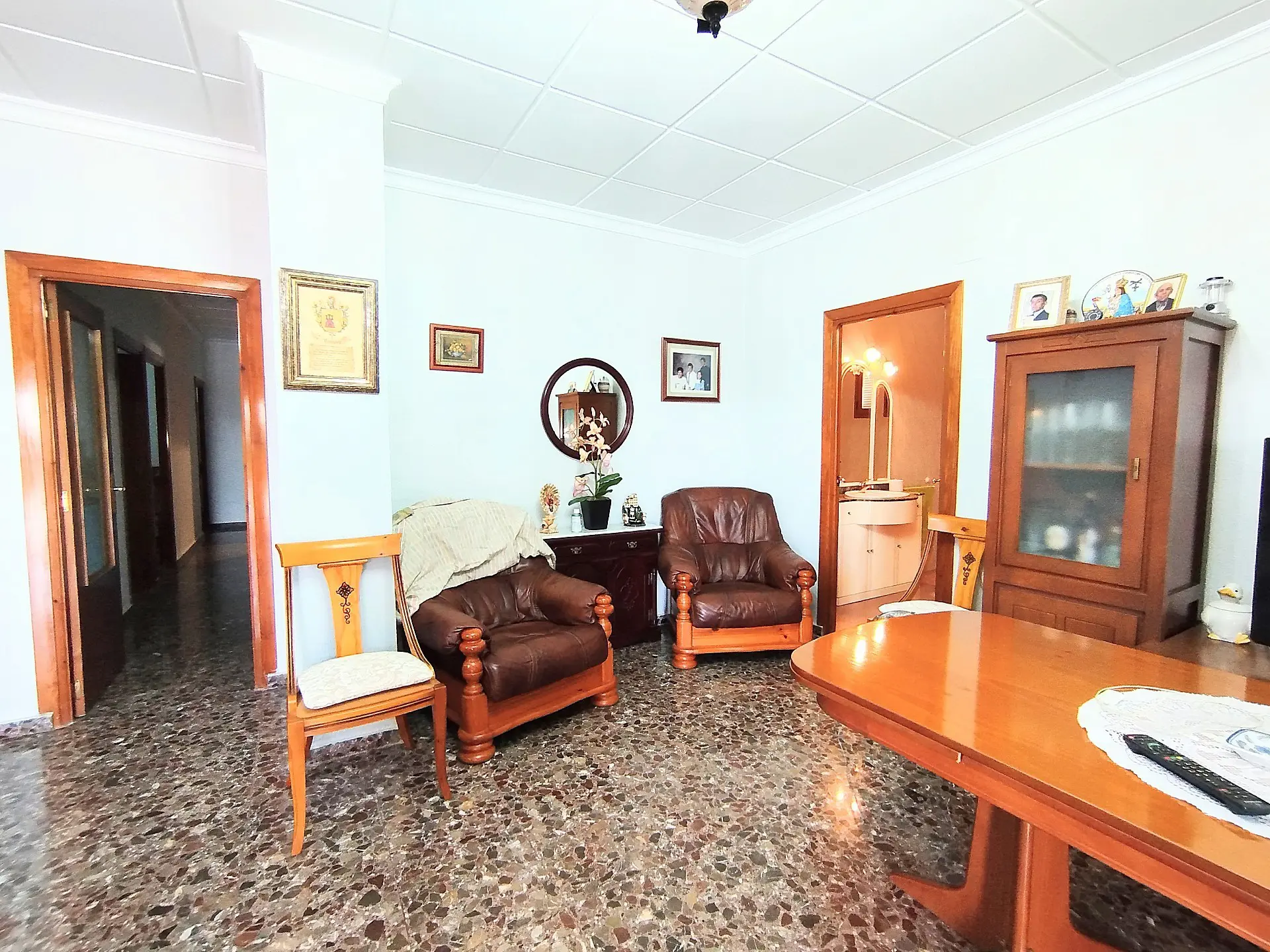 Country House Of 190 M² With A Garden In Yecla, Spain