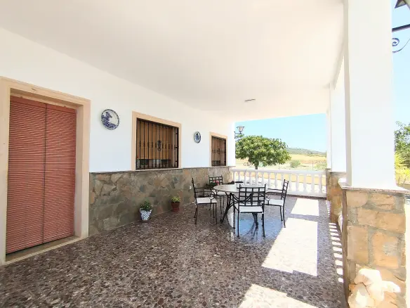 4-bedroom Country House In Yecla, Spain (190 M²)