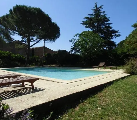 2-bedroom Apartment In Pezenas, France