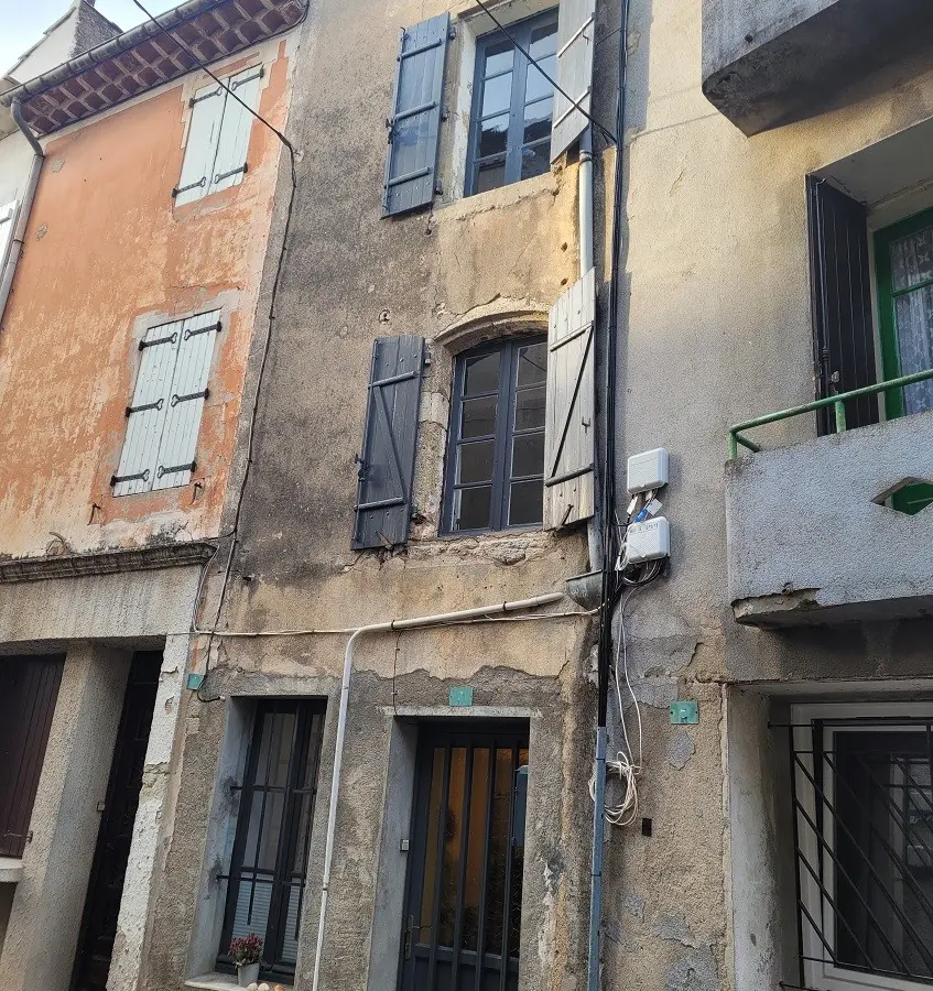 House Of 82 M² In Saint Genies De Fontedit