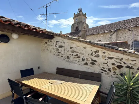 House Of 82 M² In Saint Genies De Fontedit