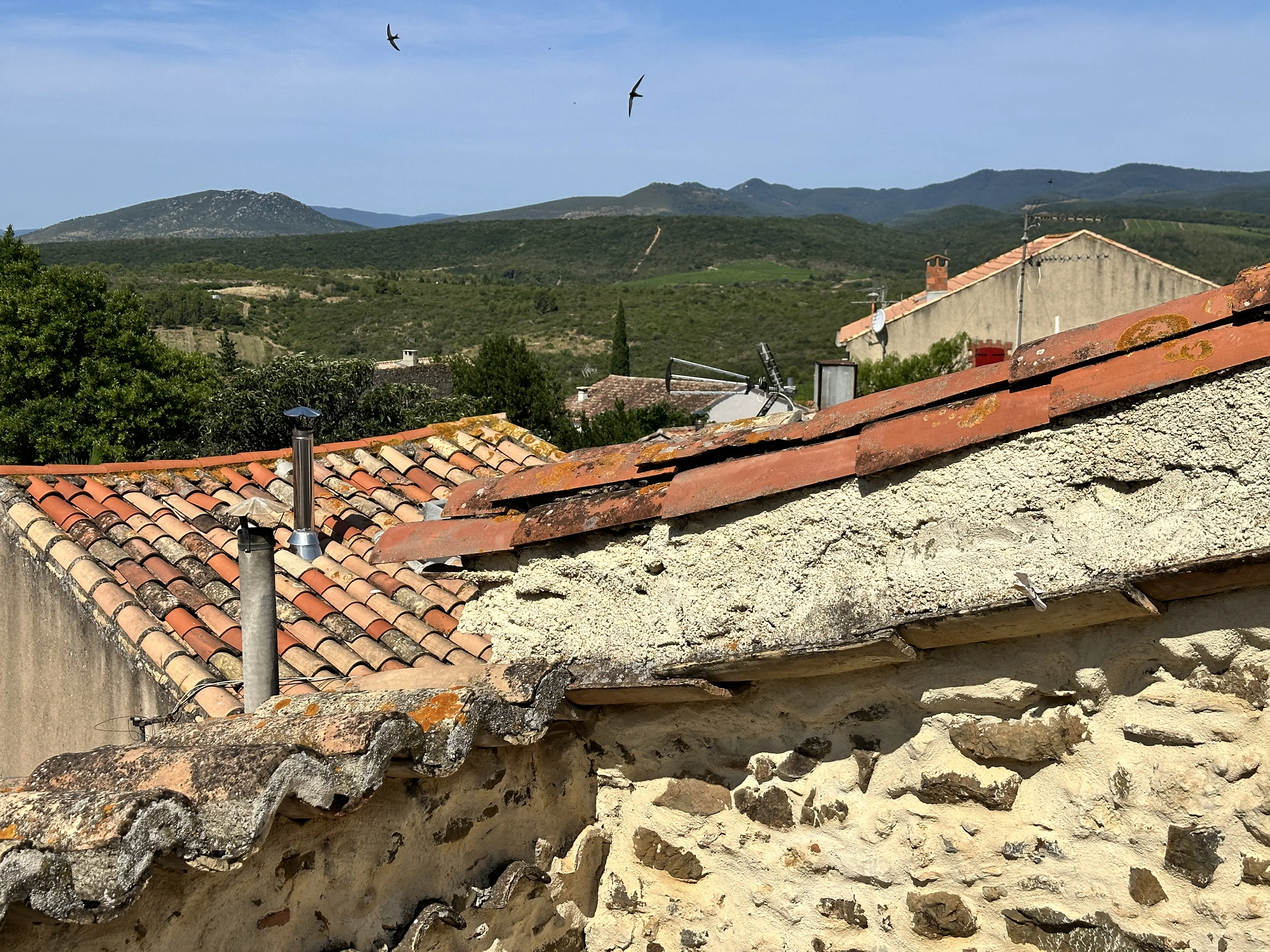 House Of 82 M² In Saint Genies De Fontedit