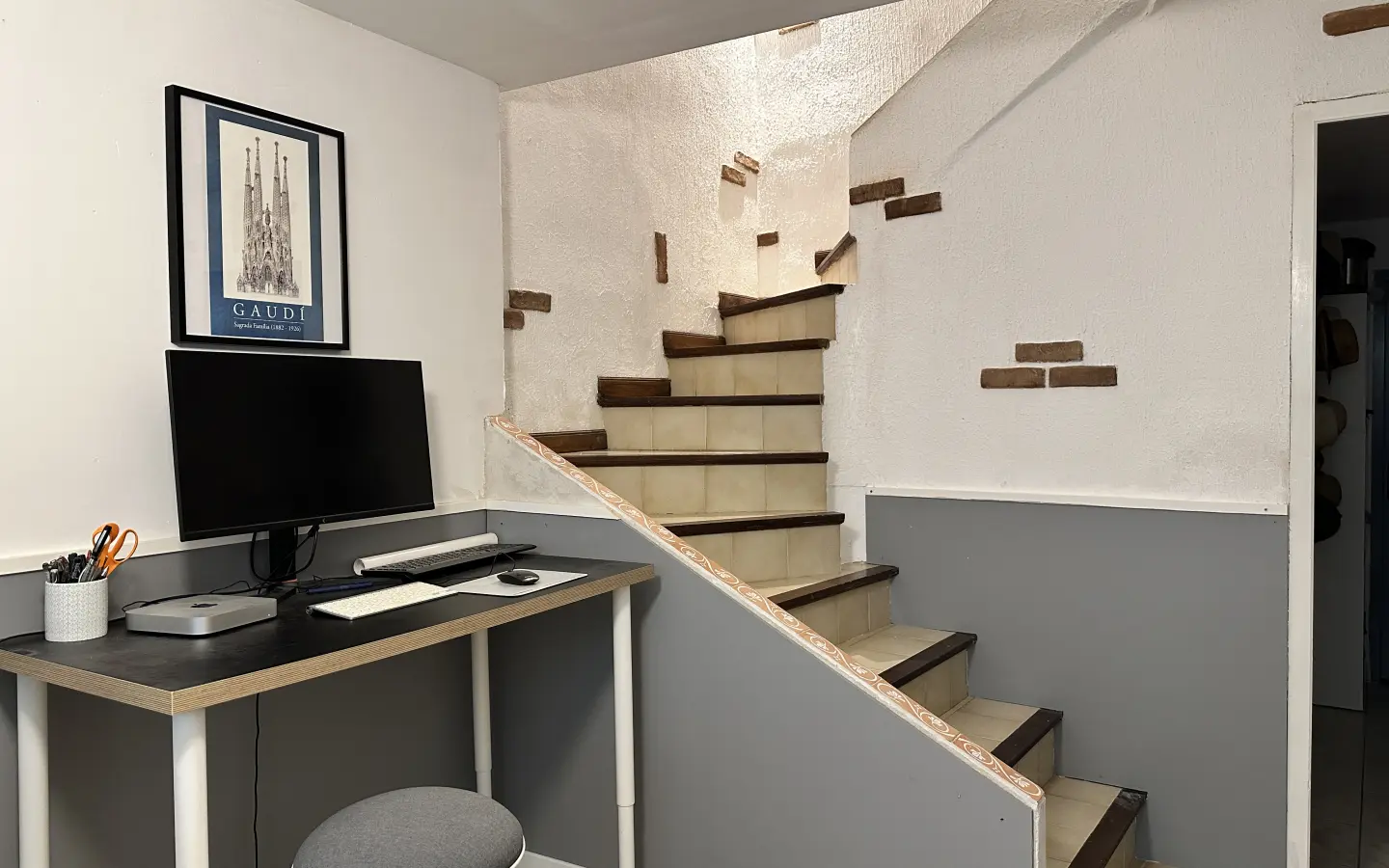 House Of 82 M² In Saint Genies De Fontedit