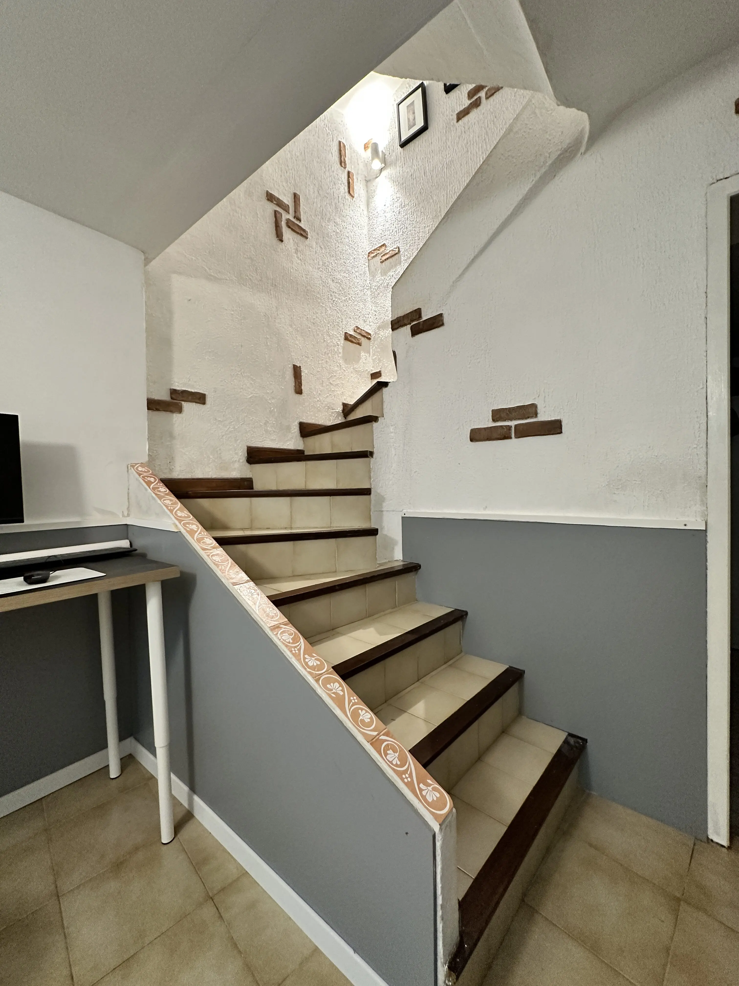 House Of 82 M² In Saint Genies De Fontedit