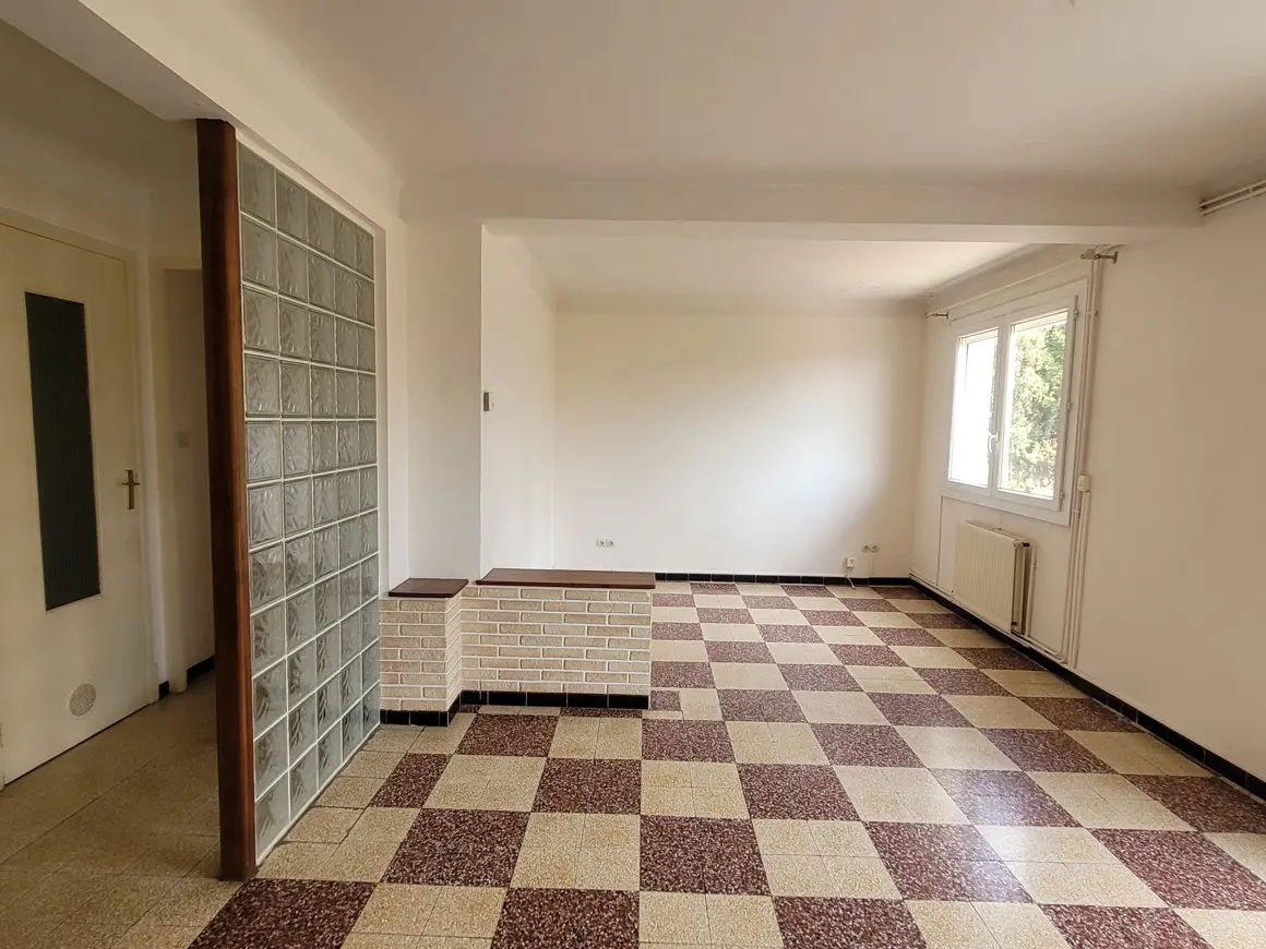 Apartment Of 67 M² In Beziers, France