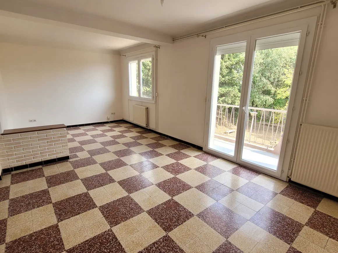 Apartment Of 67 M² In Beziers, France