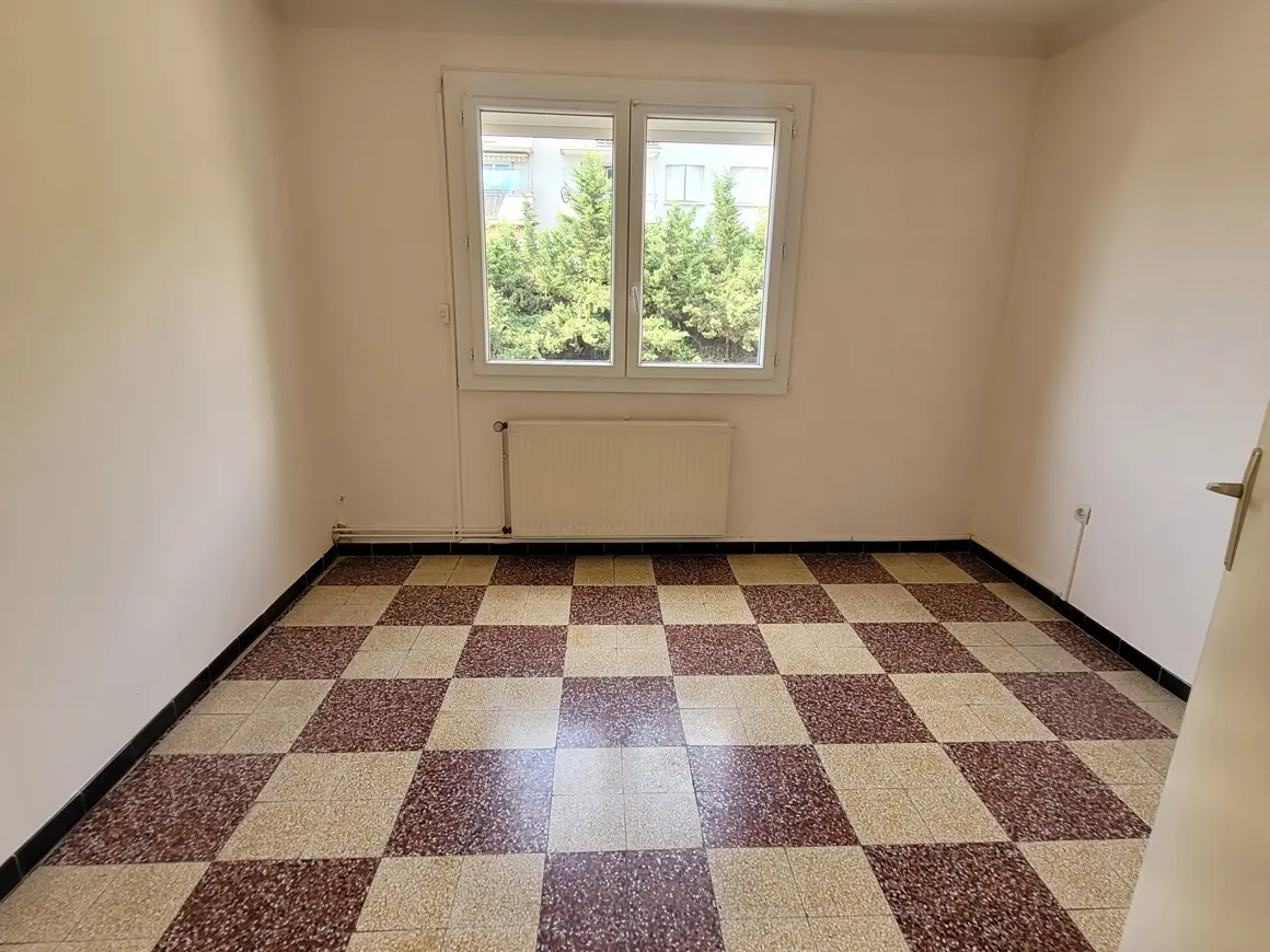 Apartment Of 67 M² In Beziers, France