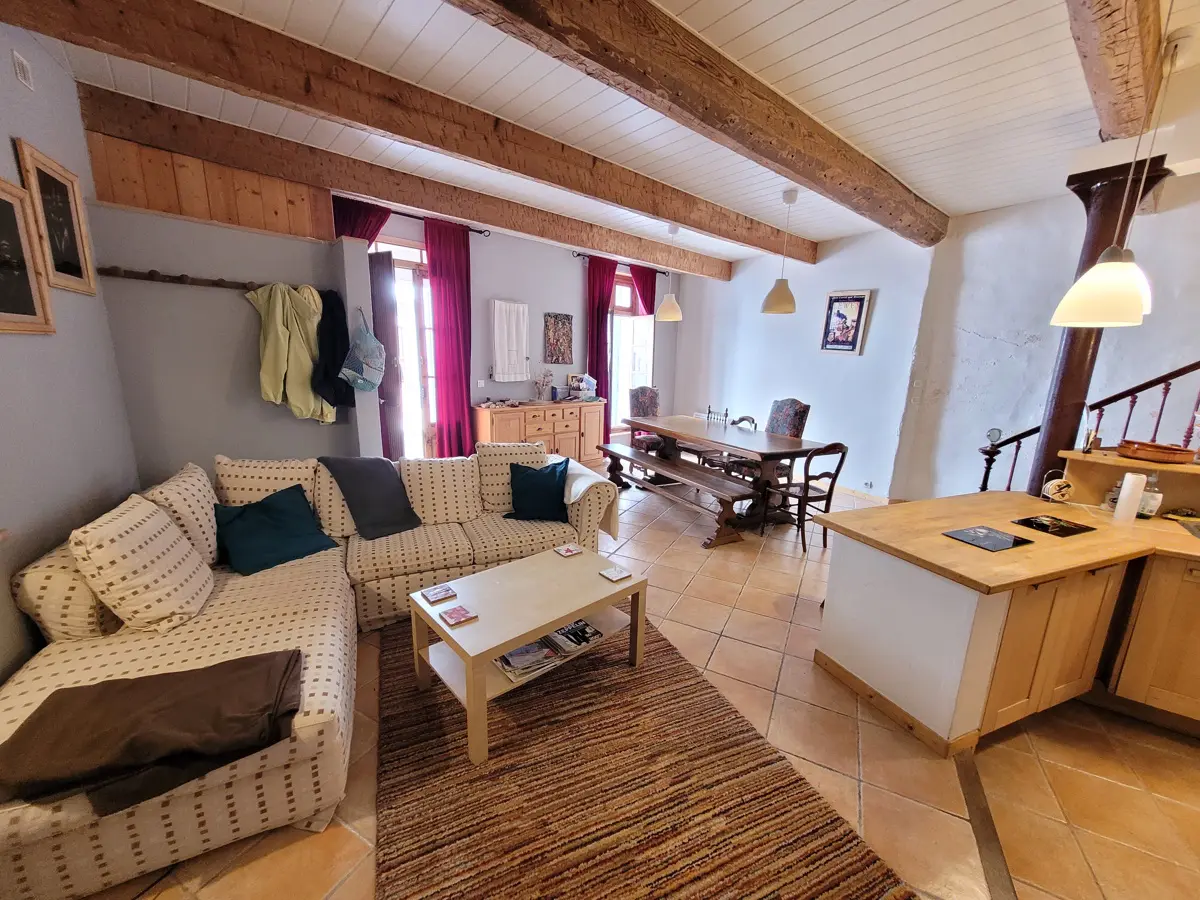 House Of 166 M² In Murviel Les Beziers, France