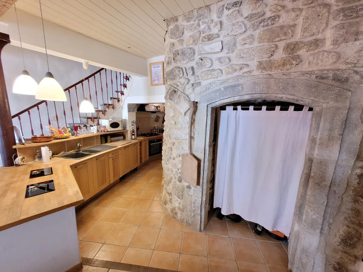 House Of 166 M² In Murviel Les Beziers, France