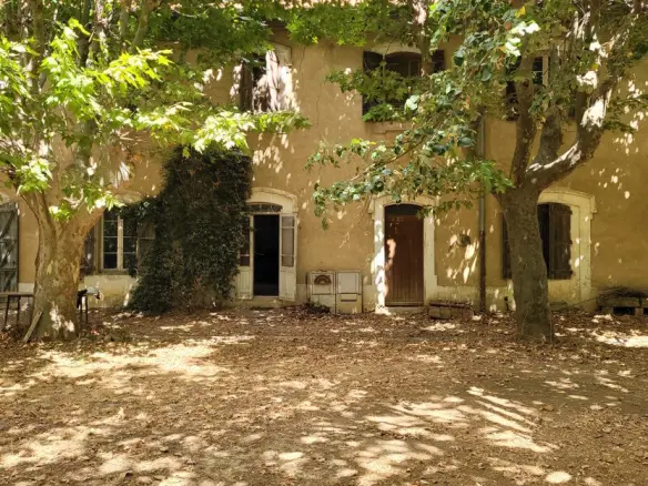 6-bedroom House In Narbonne, France — 420 M²
