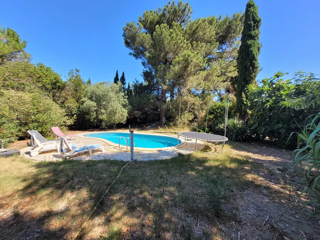 House Of 300 M² In Saint Pierre La Mer, France
