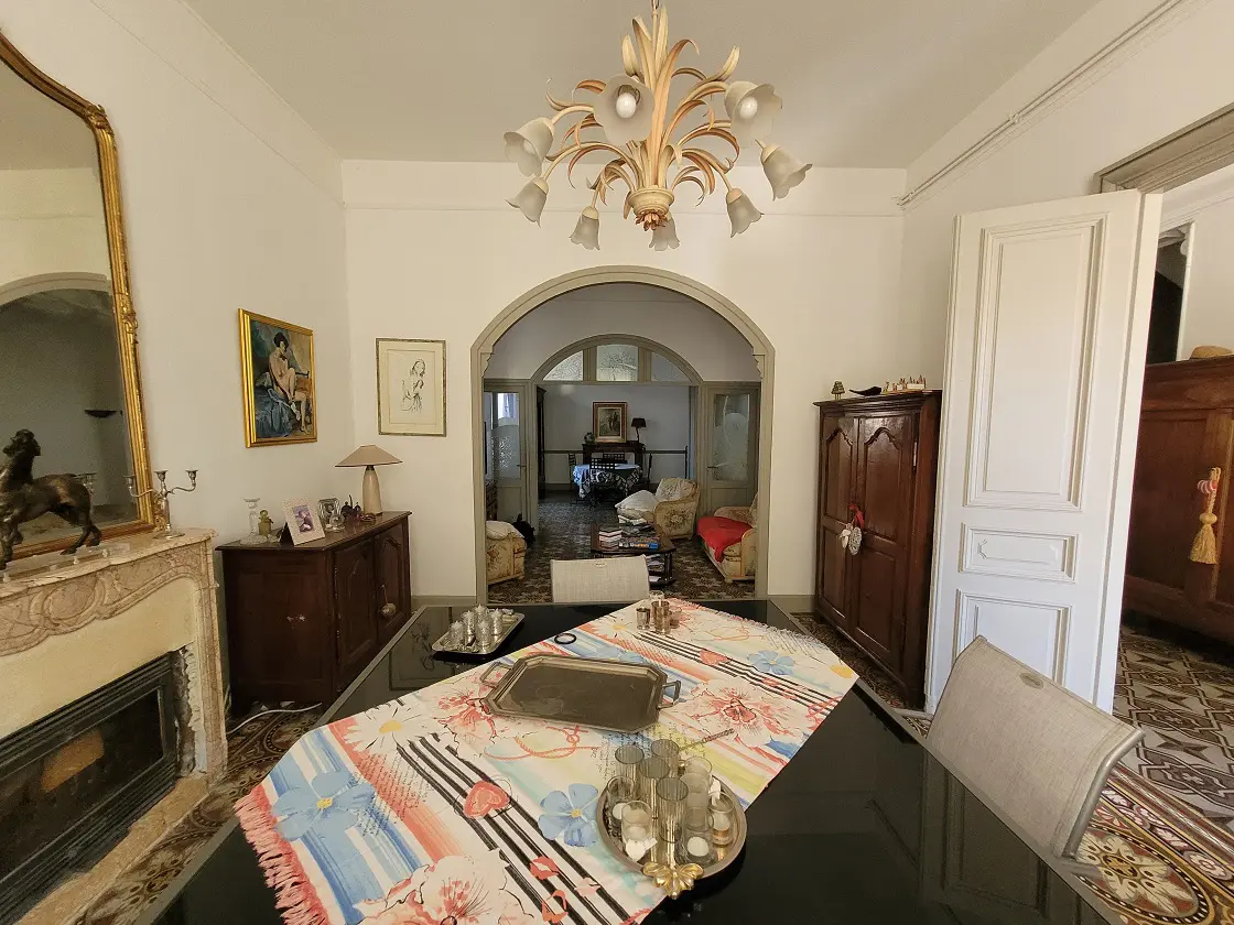 House Of 300 M² In Saint Pierre La Mer, France