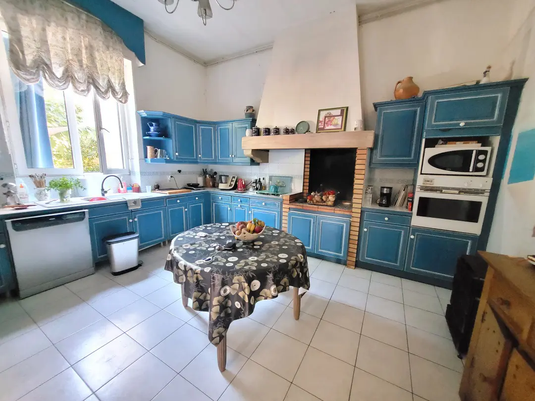 House Of 300 M² In Saint Pierre La Mer, France
