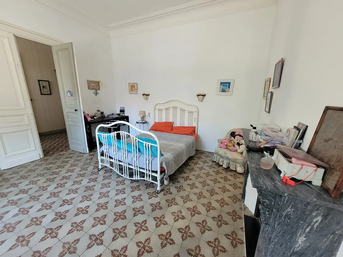 House Of 300 M² In Saint Pierre La Mer, France