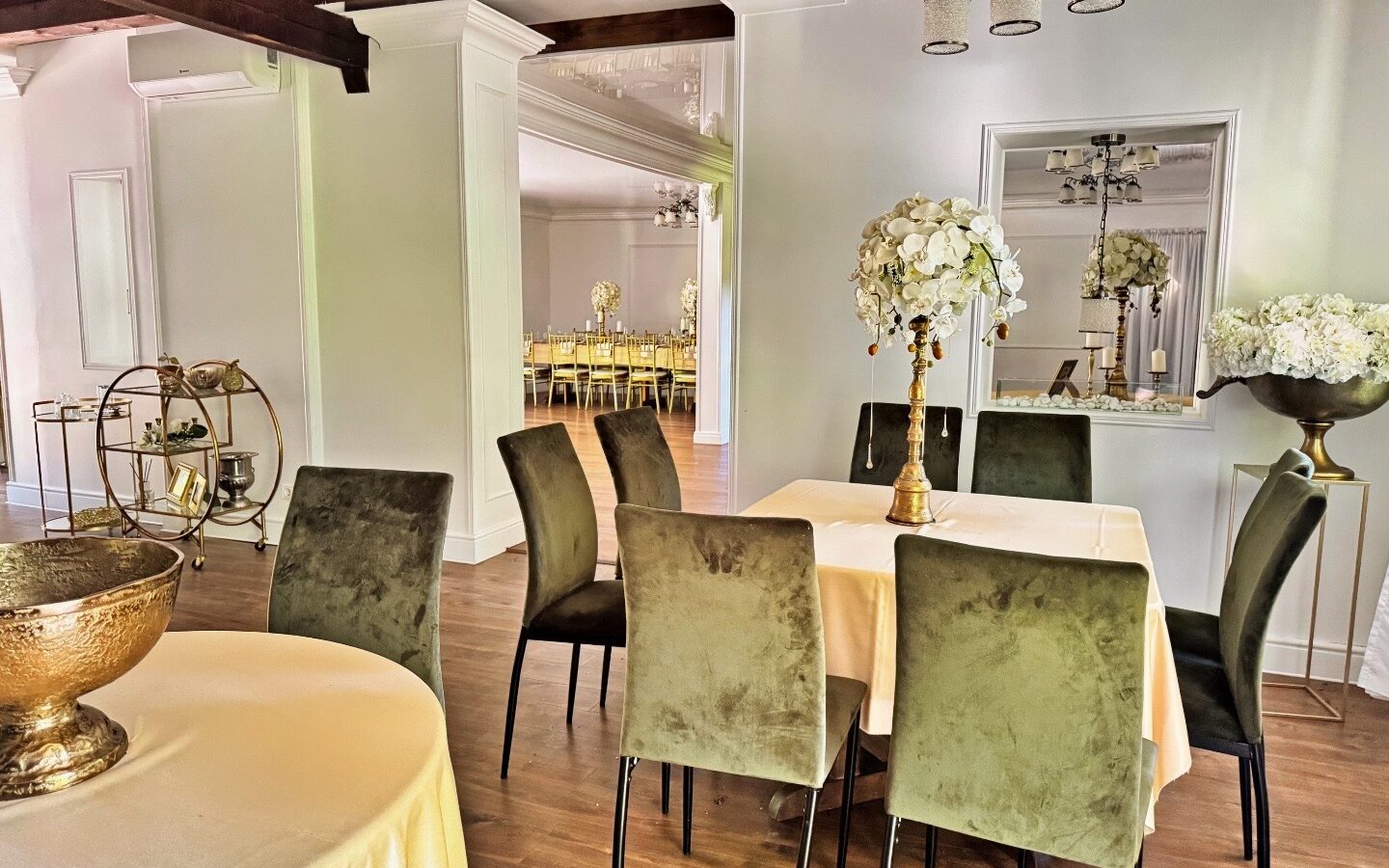 Private Estate Of 5.5 Ha With Two Ponds, Guest Accommodation & Event Facilities