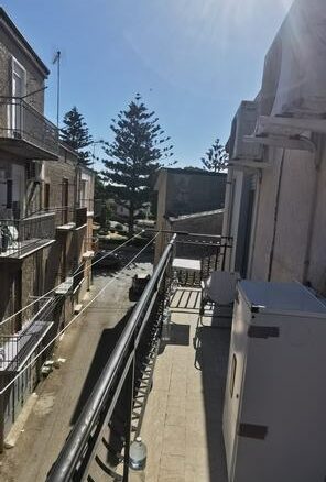 Townhouse Of 250 M² With Panoramic View In Sicily