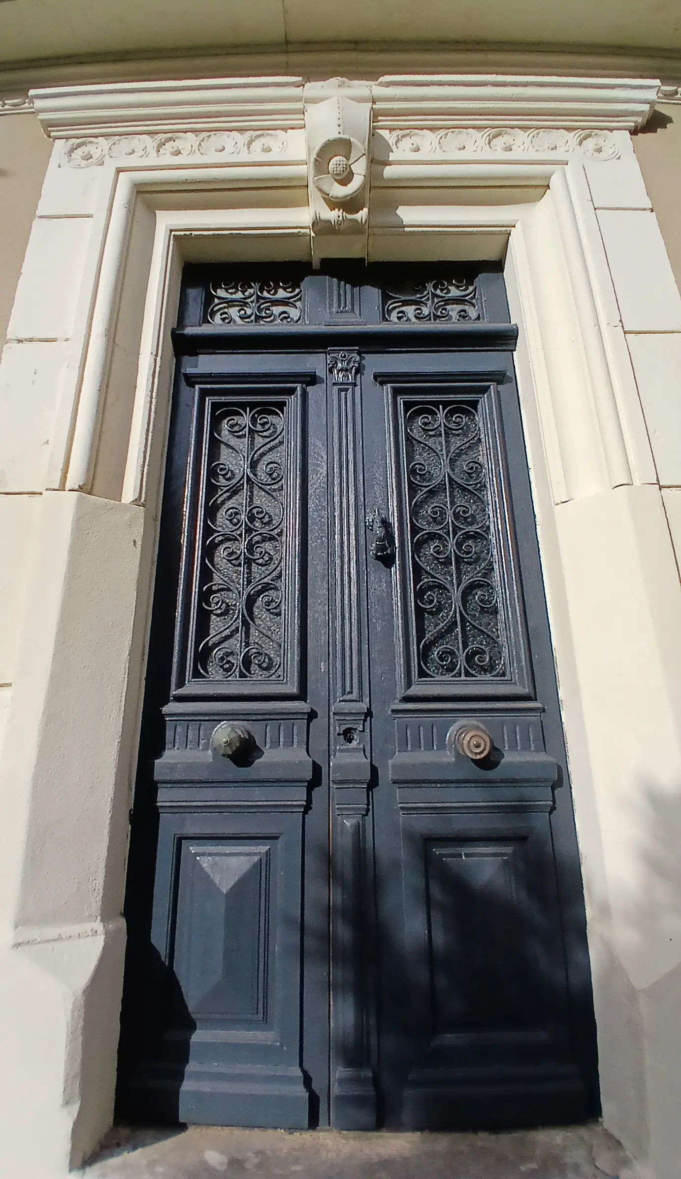 House Of 298 M² In Magalas, France