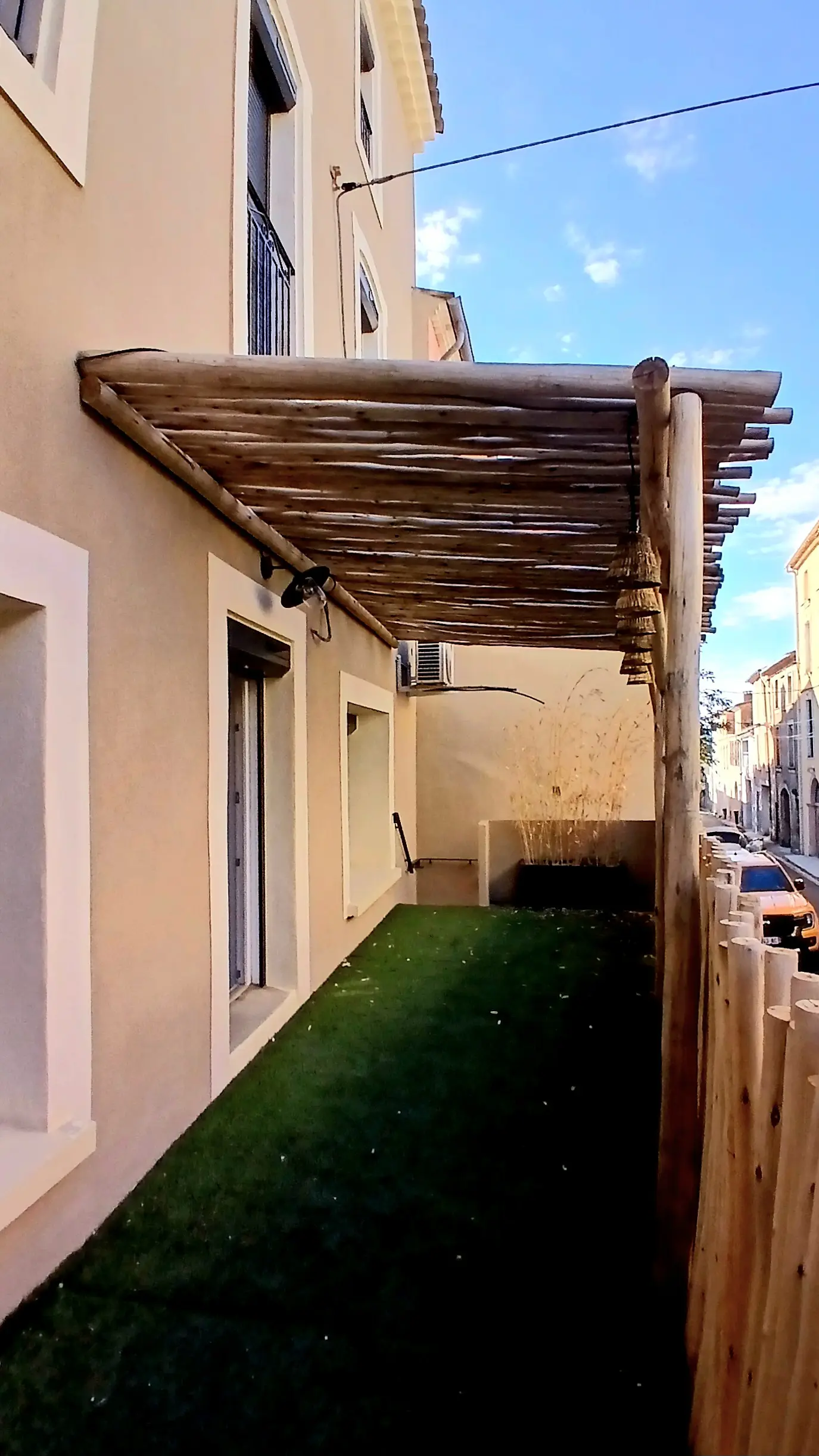 House Of 298 M² In Magalas, France
