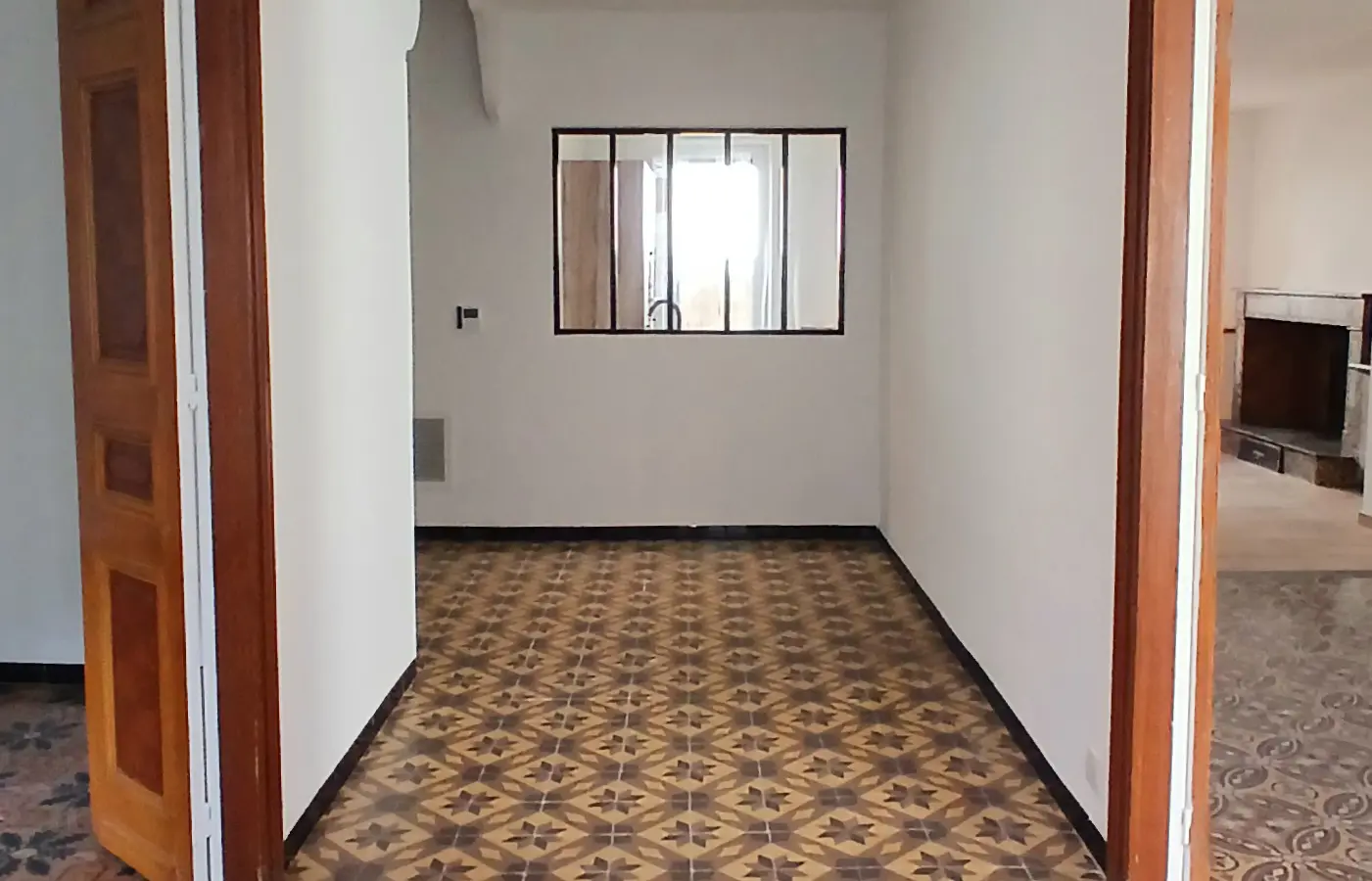 House Of 298 M² In Magalas, France