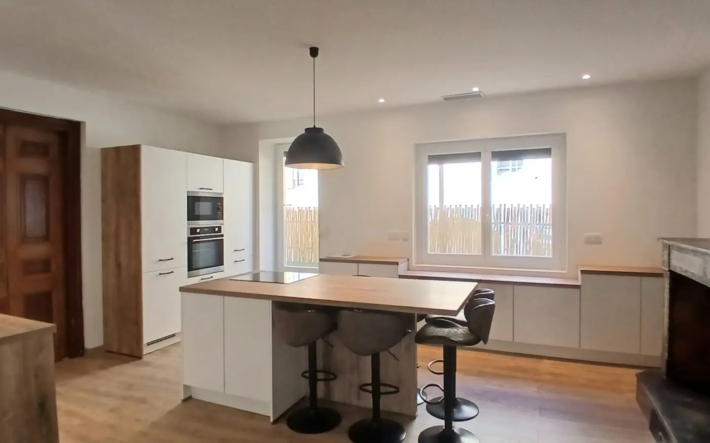 House Of 298 M² In Magalas, France