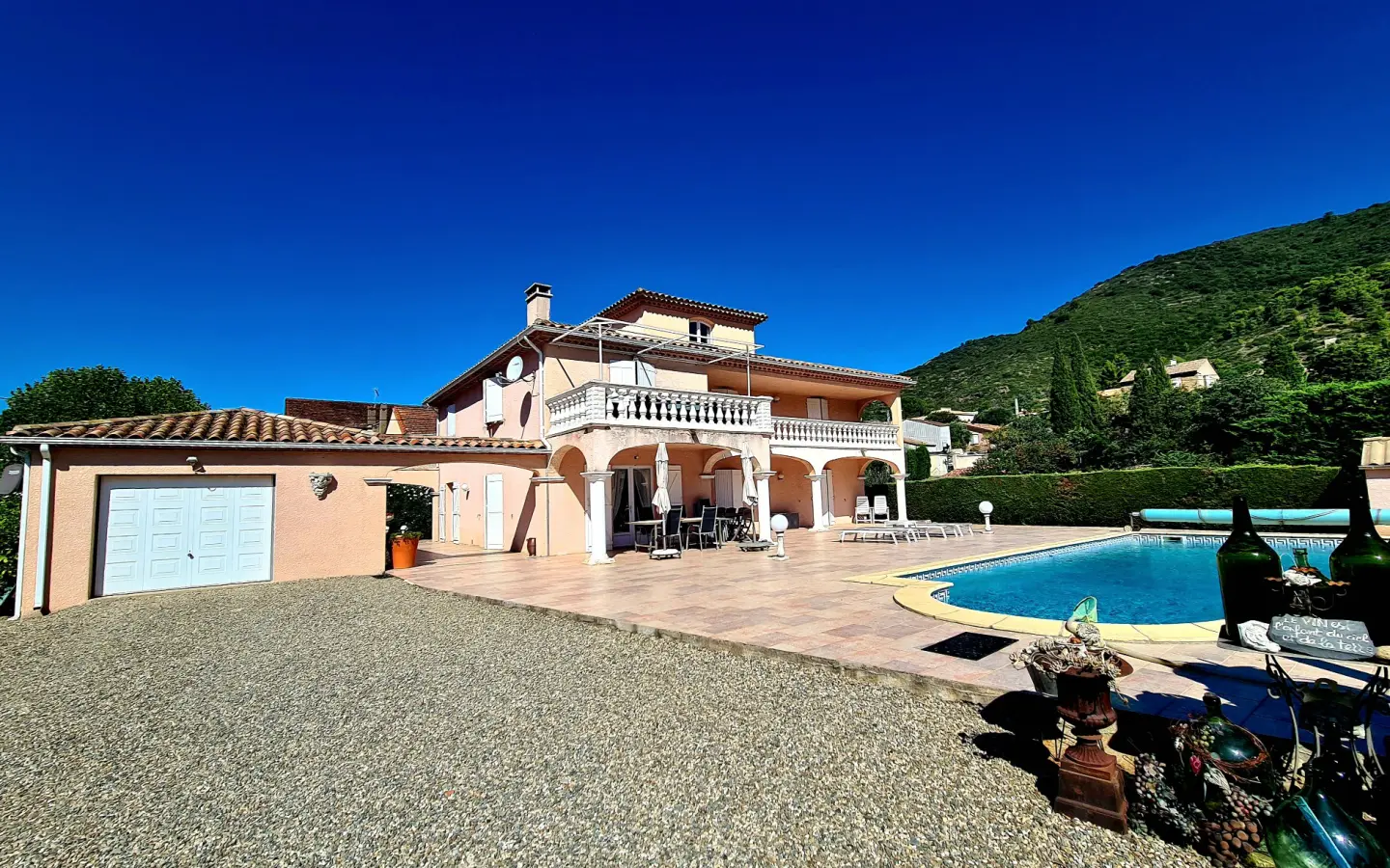Detached House Of 248 M² In Cessenon Sur Orb, France