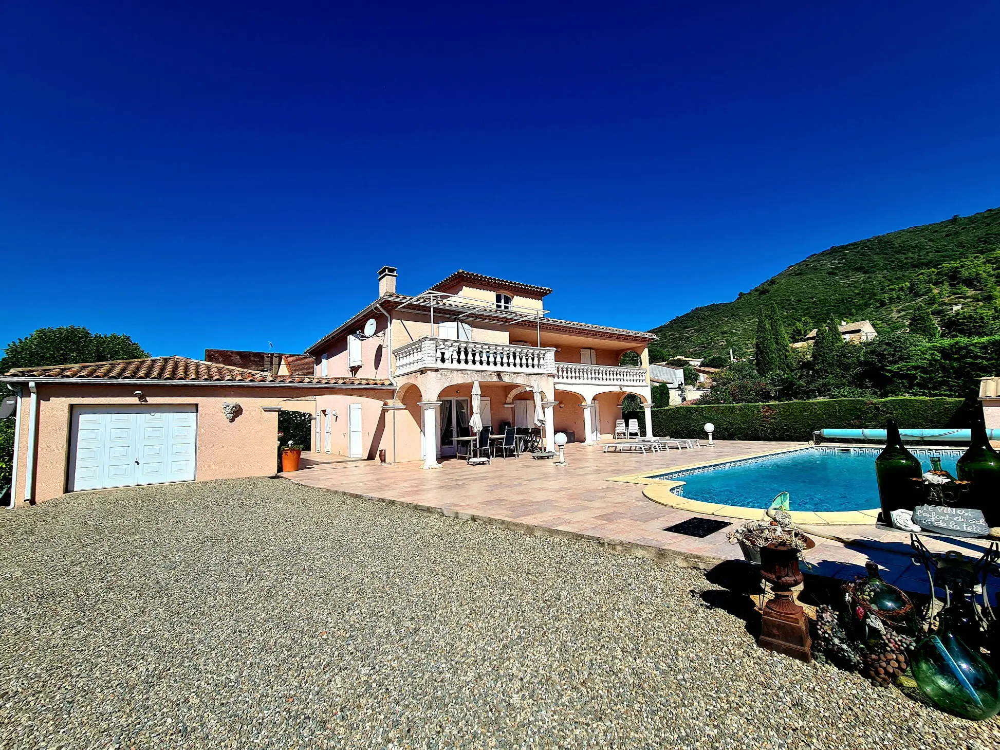 Detached House Of 248 M² In Cessenon Sur Orb, France