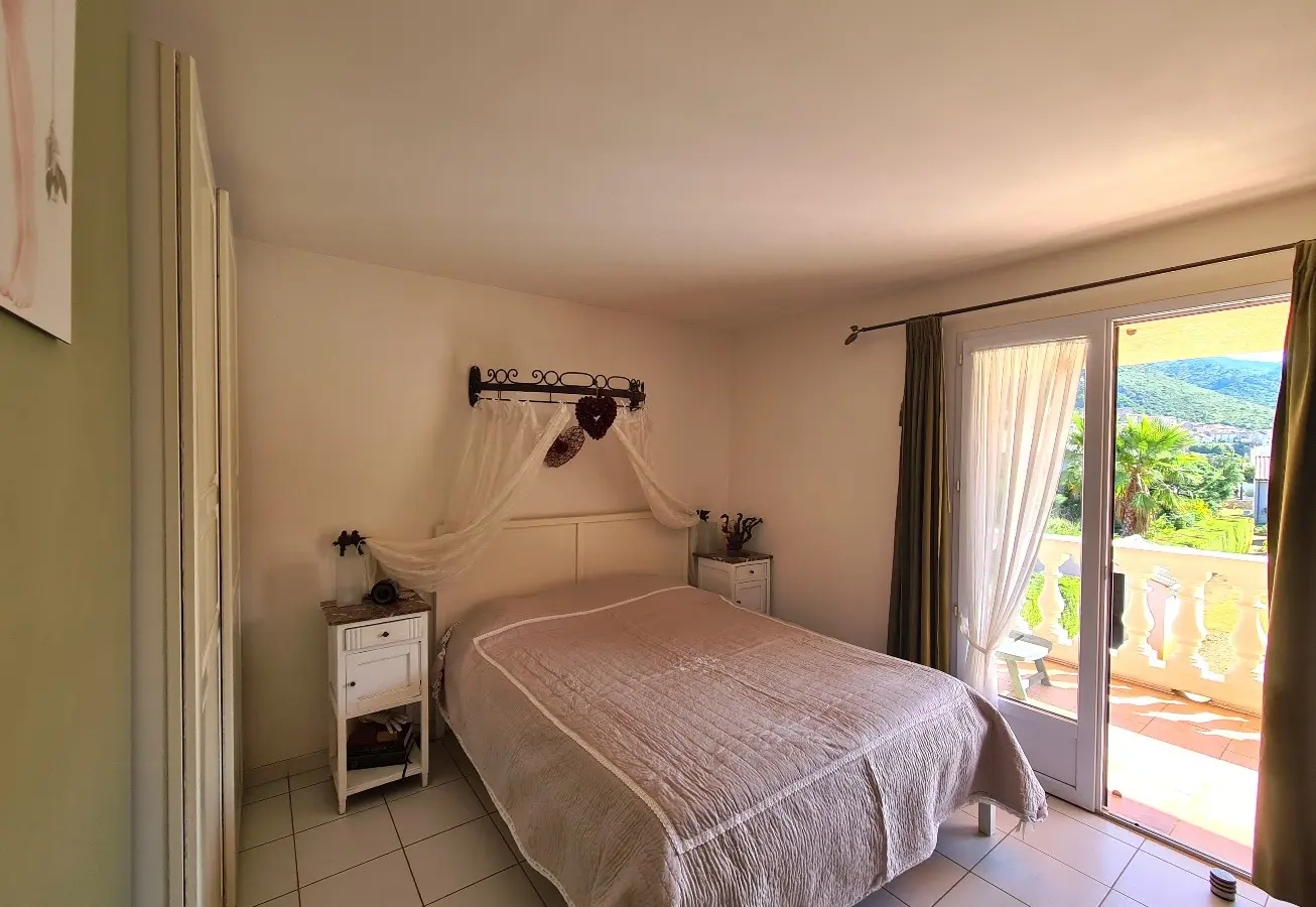 Detached House Of 248 M² In Cessenon Sur Orb, France