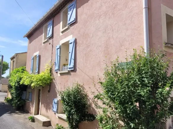 House Of 101 M² In Saint Genies De Fontedit, France
