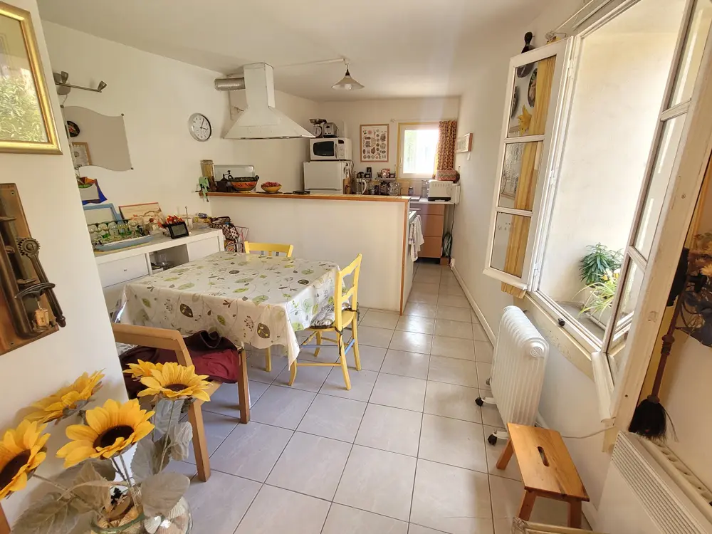 House Of 101 M² In Saint Genies De Fontedit, France