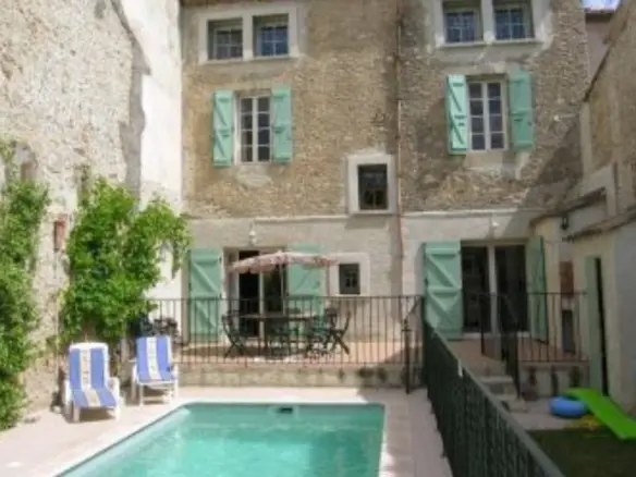 House Of 235 M² In Autignac