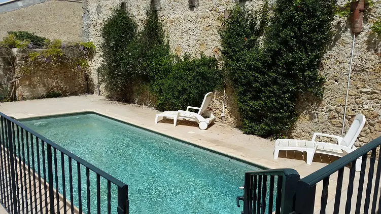 House Of 235 M² In Autignac