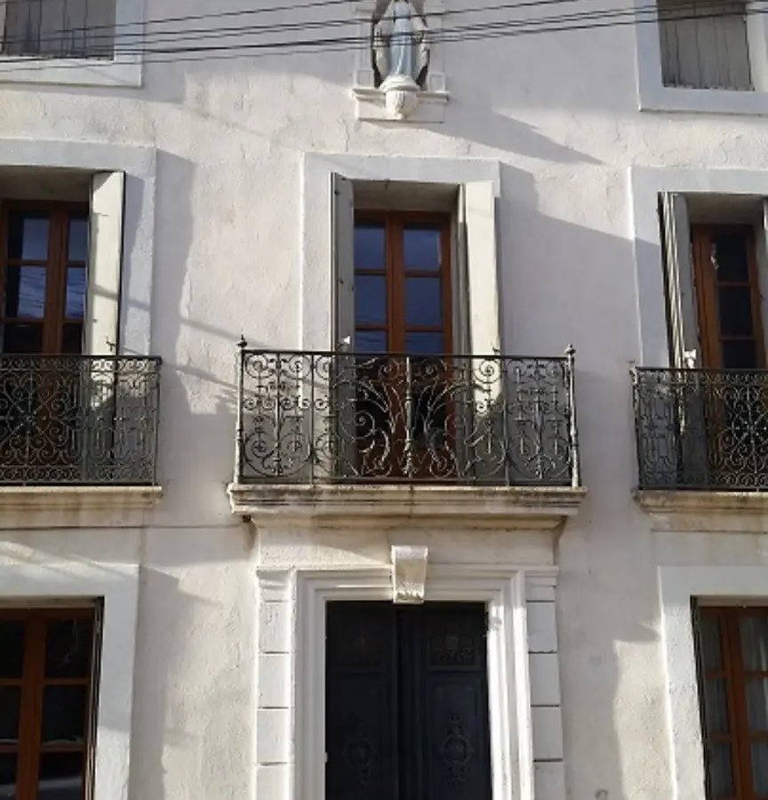 House Of 235 M² In Autignac