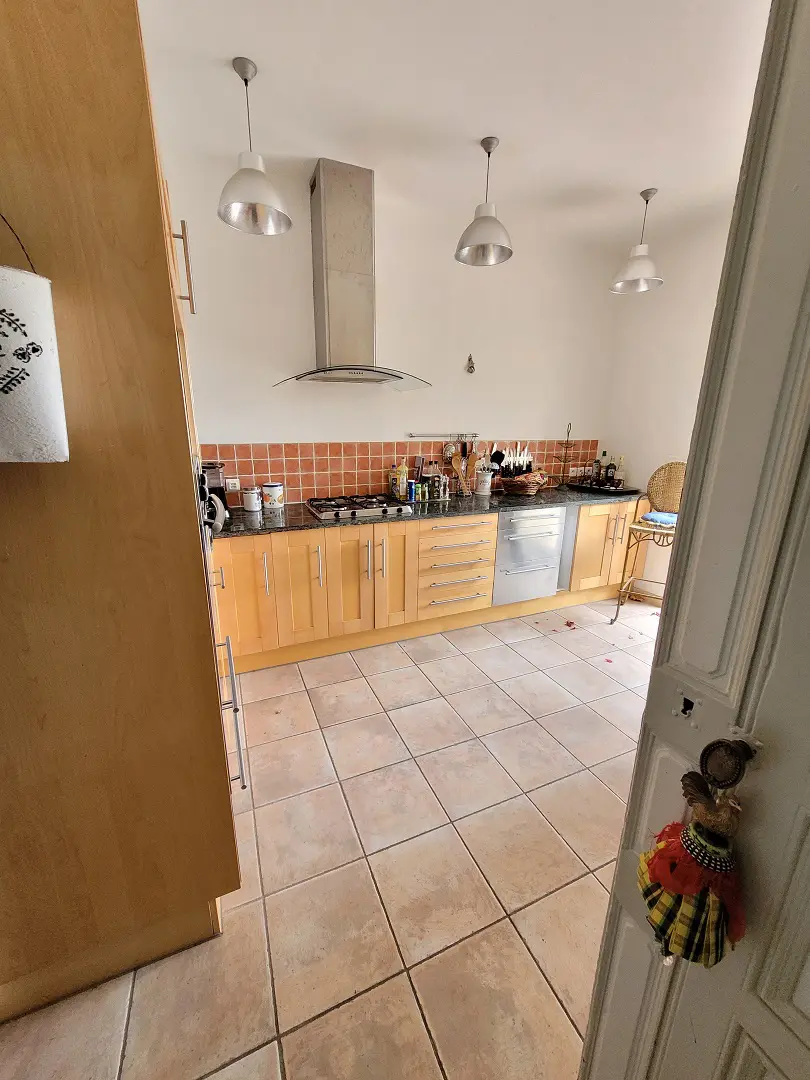 House Of 235 M² In Autignac