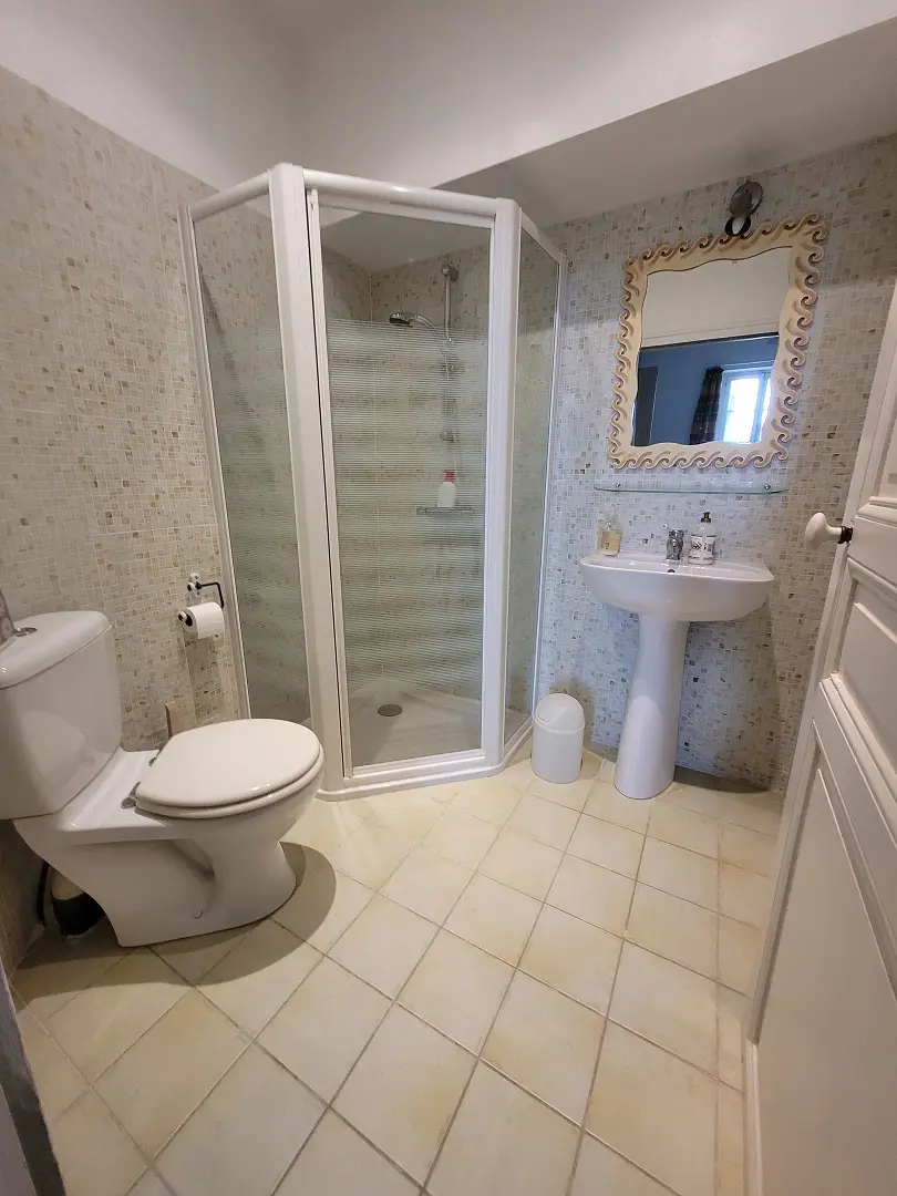 House Of 235 M² In Autignac