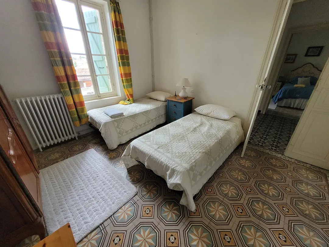 House Of 235 M² In Autignac