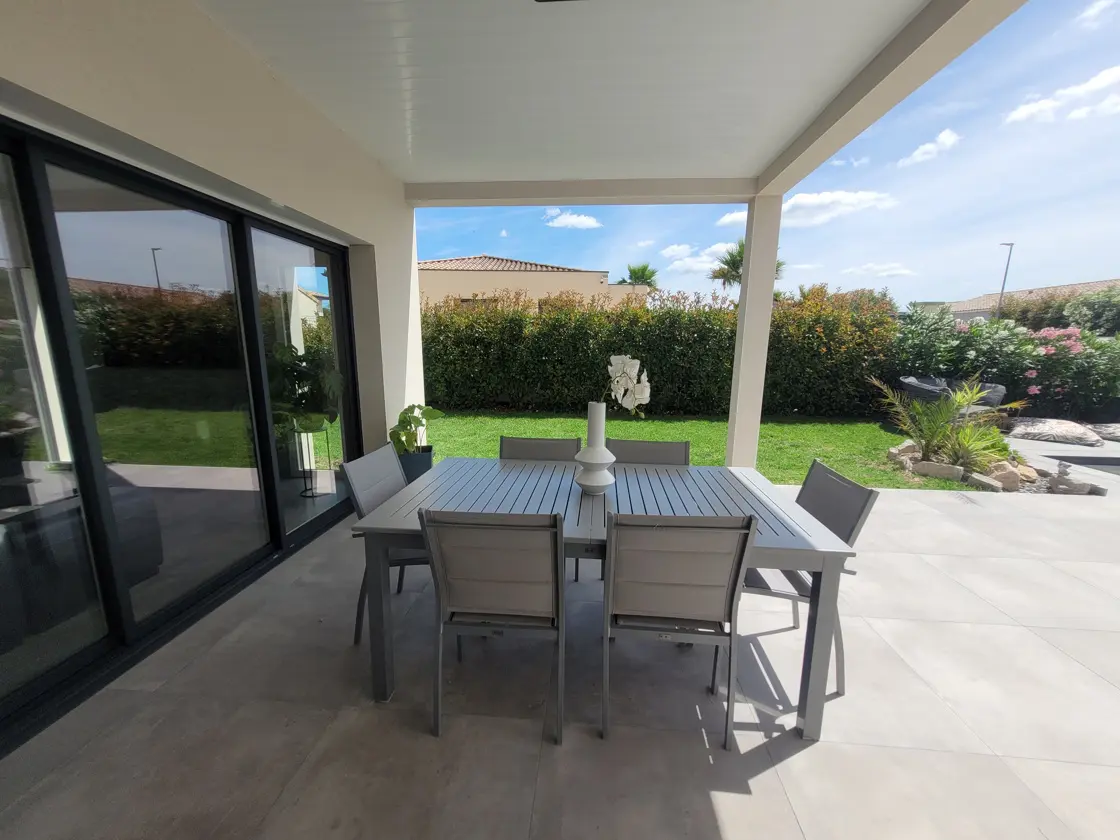 Detached House Of 160 M² With Garden In Saint Genies De Fontedit
