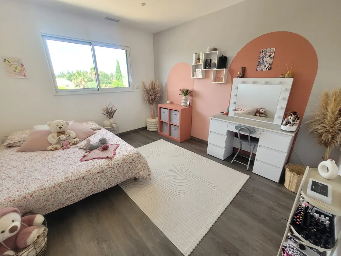 Detached House Of 160 M² With Garden In Saint Genies De Fontedit