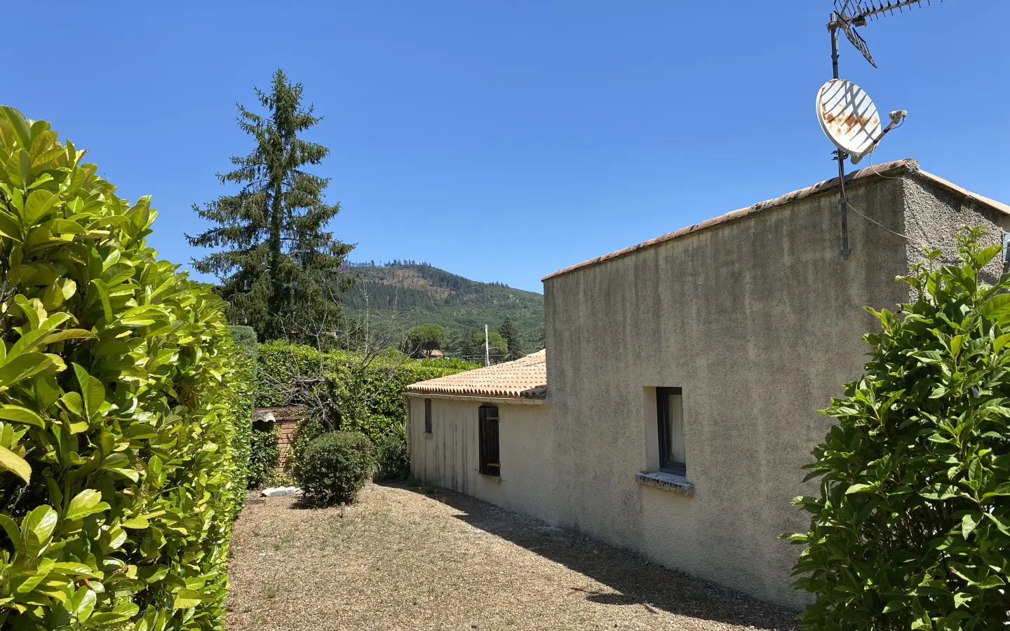 House Of 110 M² In Lamalou Les Bains, France
