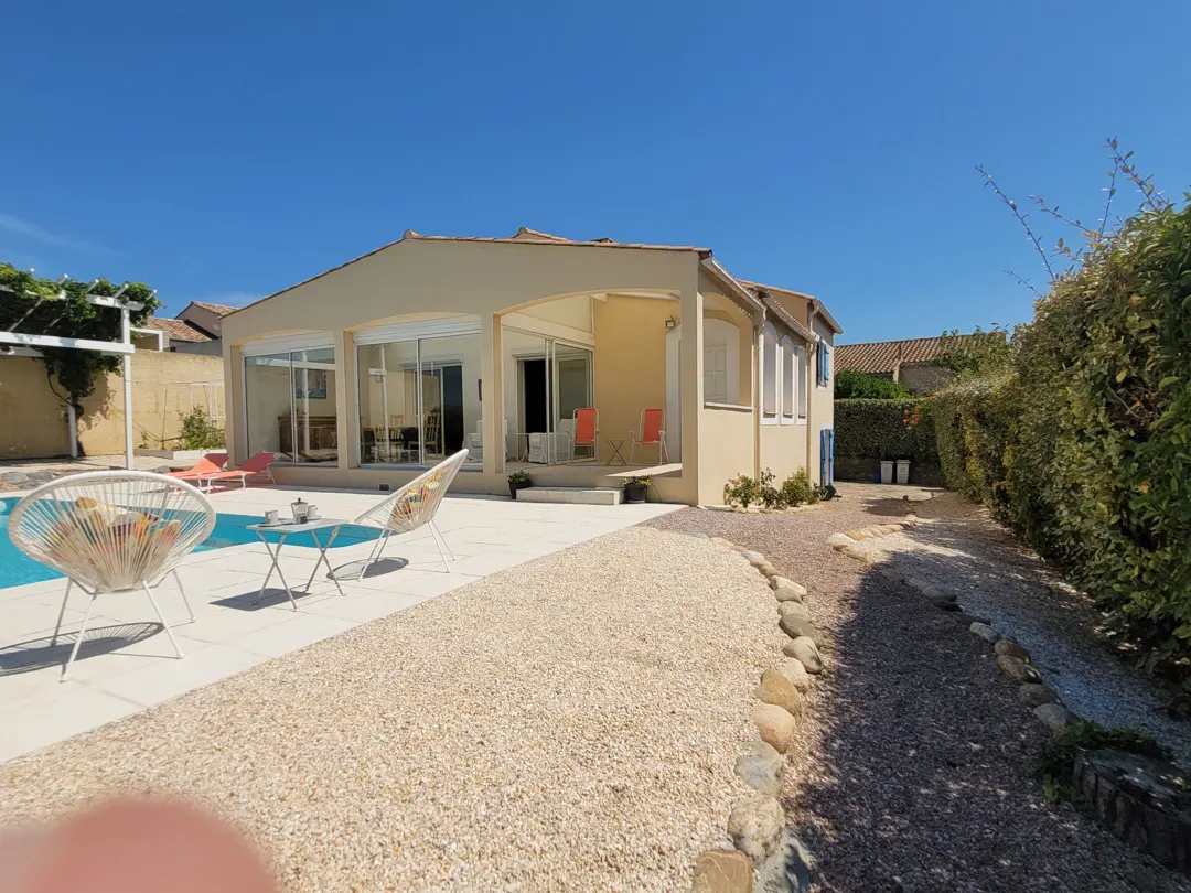 Detached House Of 180 M² In Thezan Les Beziers