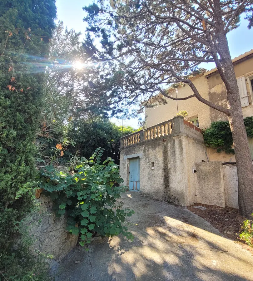 House Of 170 M² In Vailhan