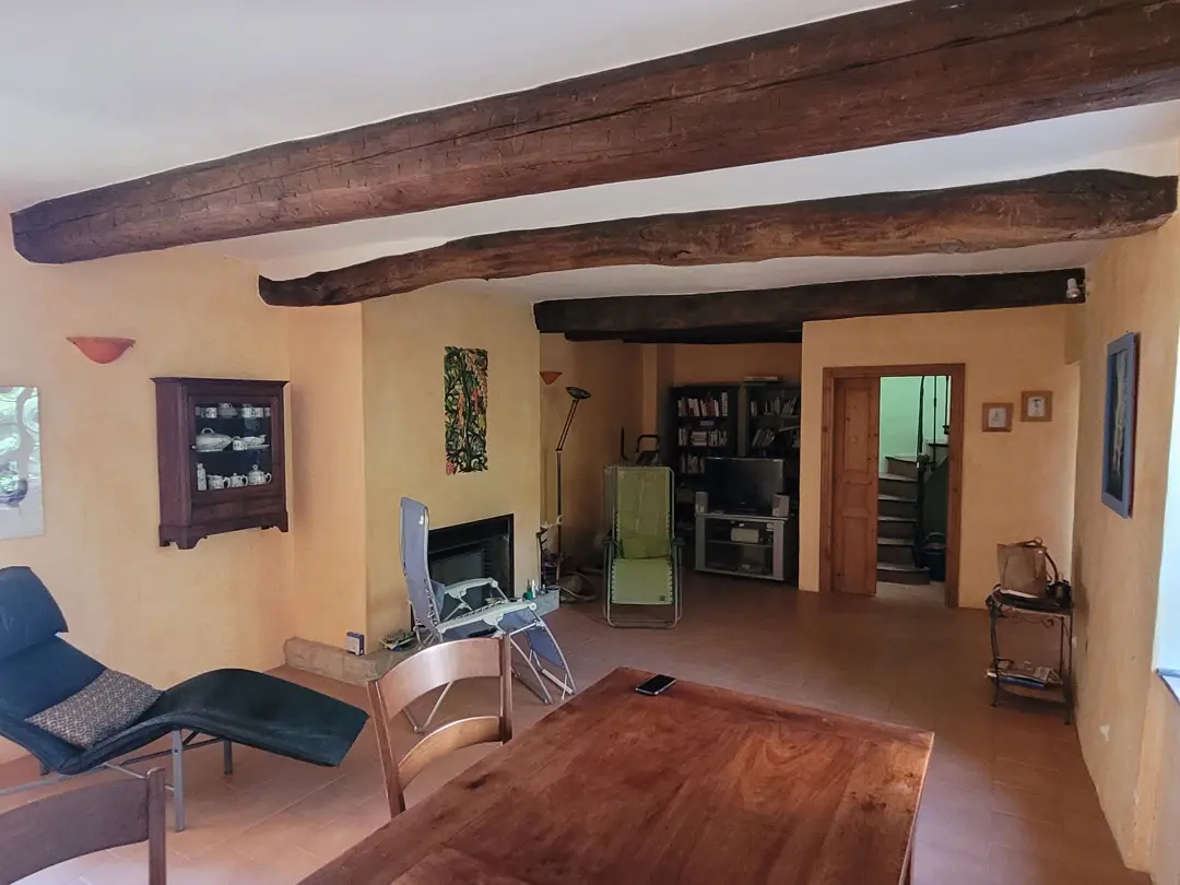 House Of 170 M² In Vailhan