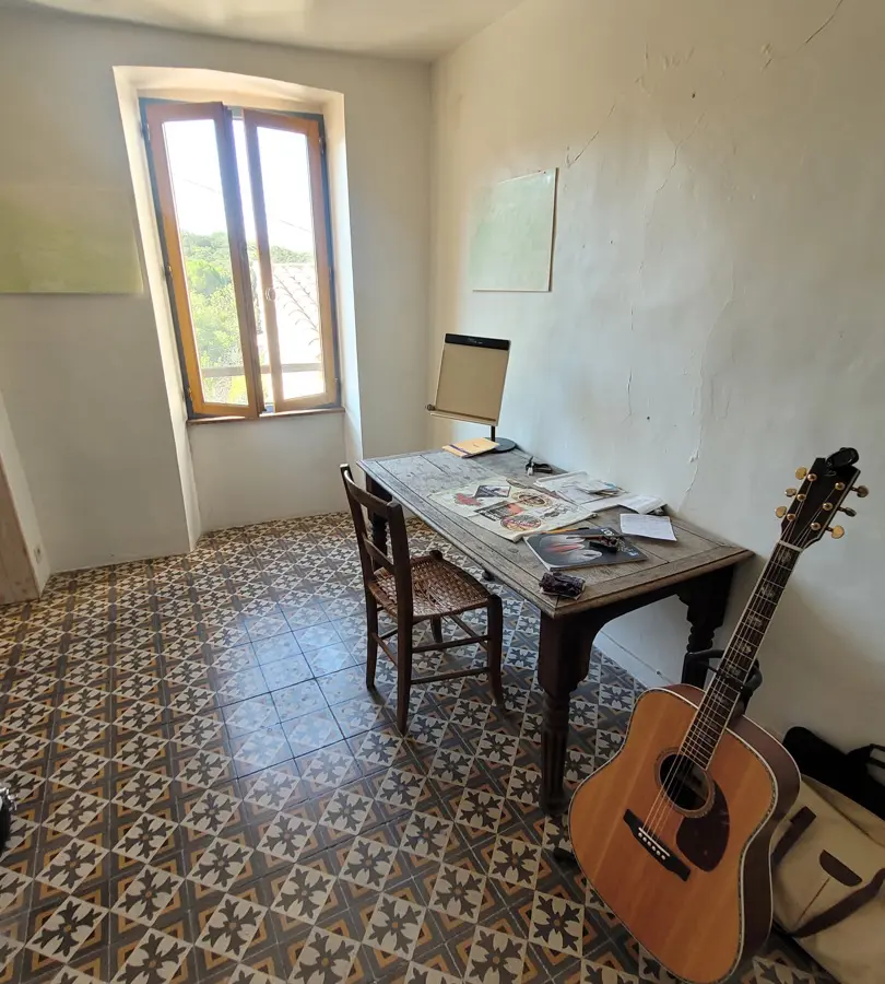 House Of 170 M² In Vailhan