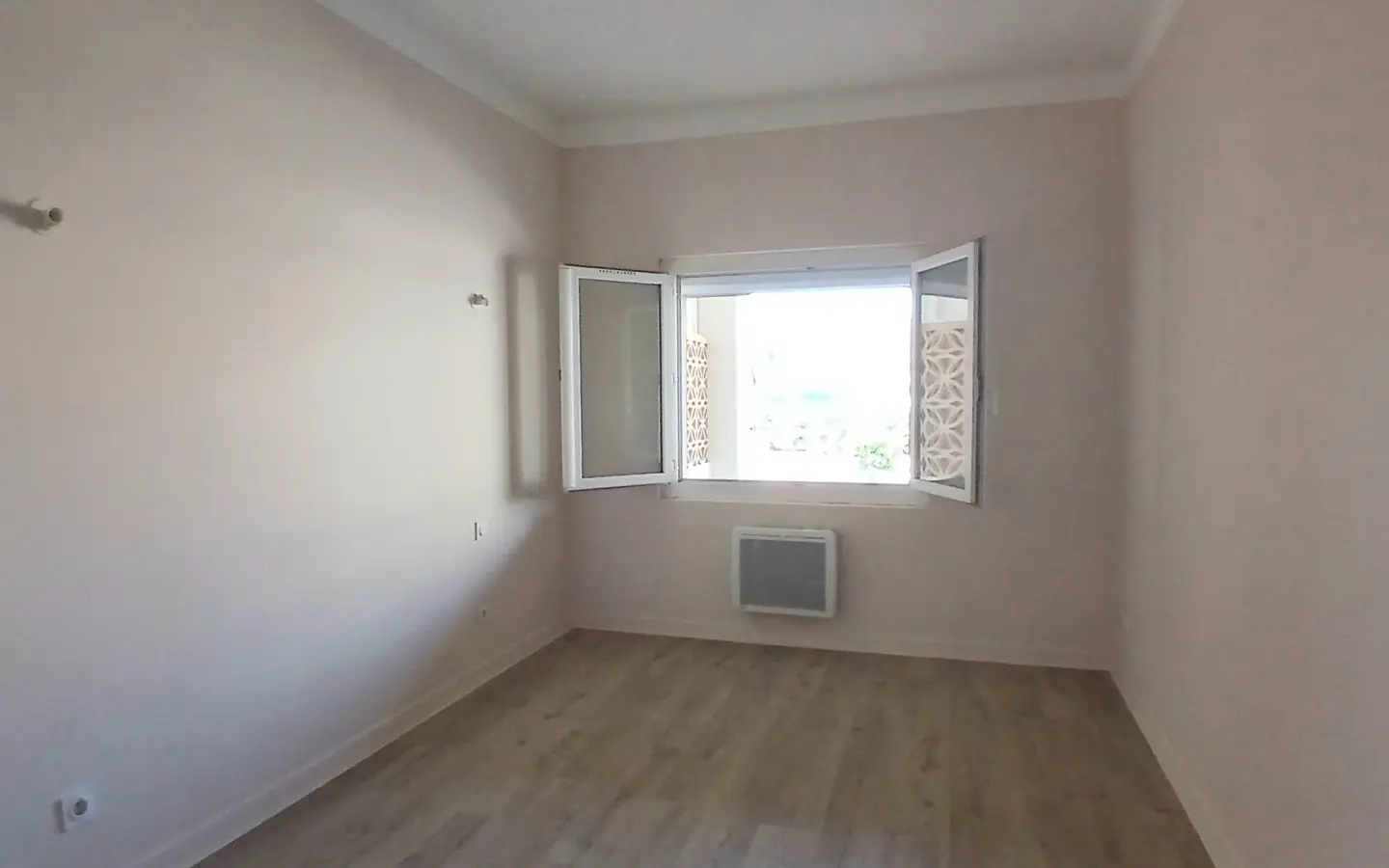 Apartment Of 45 M² In Valras Plage