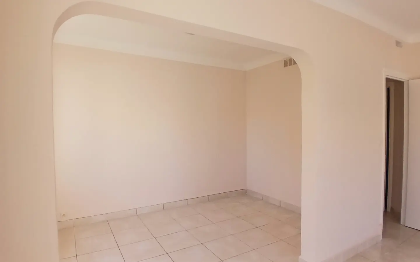 Apartment Of 45 M² In Valras Plage