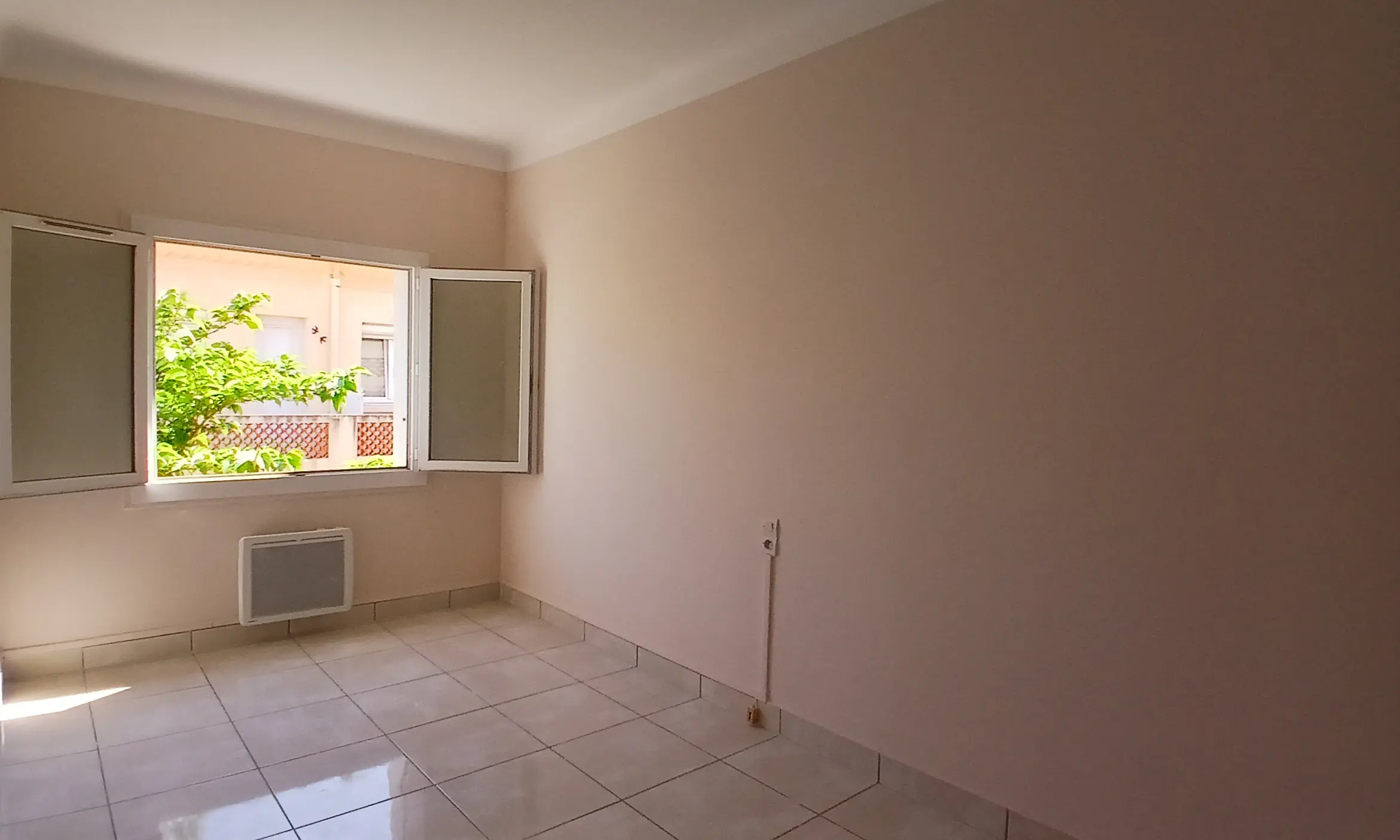 Apartment Of 45 M² In Valras Plage