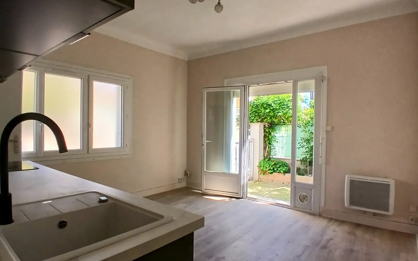 Apartment Of 44 M² In Valras Plage, France
